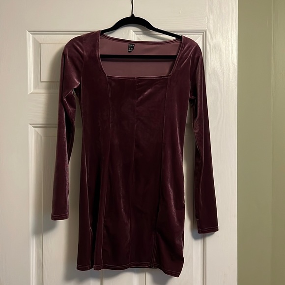 Dress - Picture 2 of 4